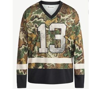 💕5/$15 Camo V-Neck Hockey Jersey with Number 13 NEW